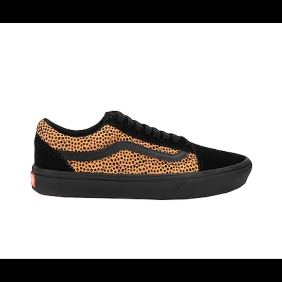Vans ComfyCush tiny leopard shoes - Picture 2 of 6